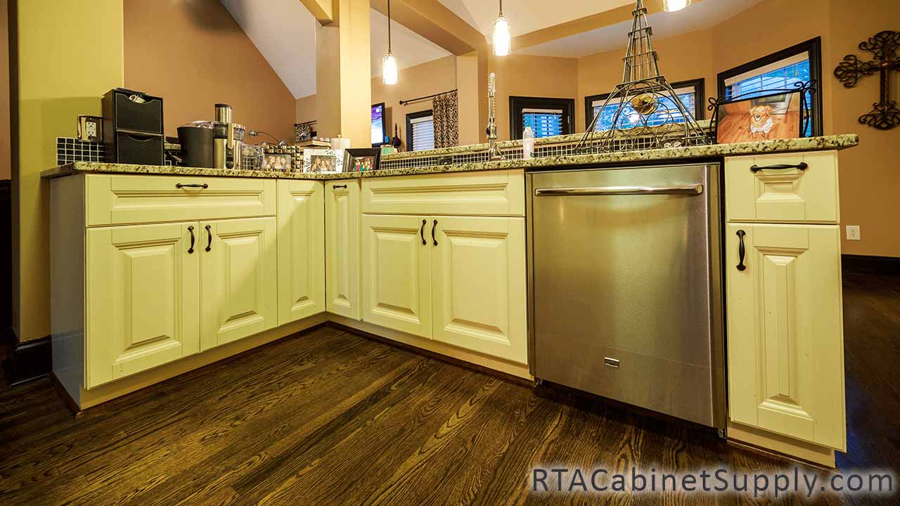 Oxfrord Cream kitchen close up angle view with base cabinets.