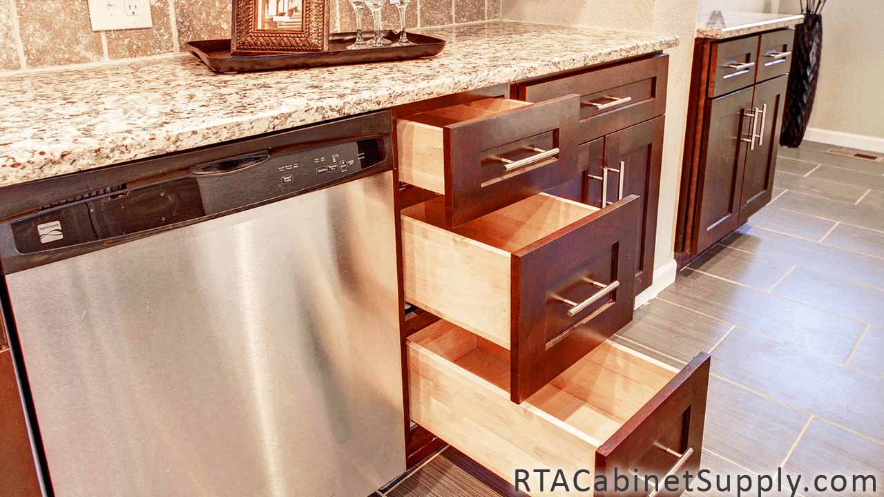 Sienna Shaker kitchen close up view with an open shelving, a countertop, and base cabinets.