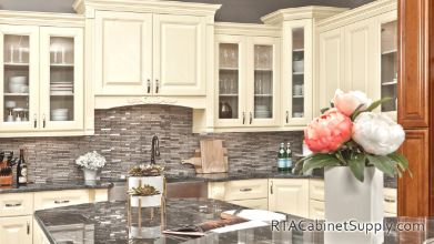 Holmdel Cream Kitchen Completed Project